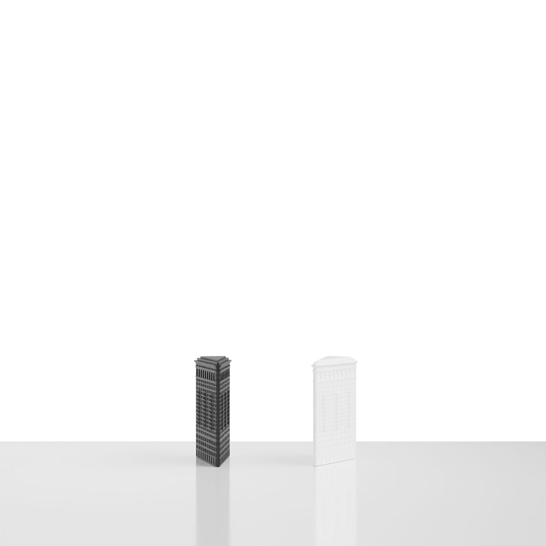 Skyline Chess, Replacement King, New York, Acrylic, Side View